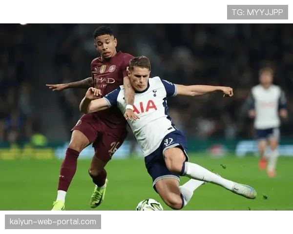 热刺小将奥多伯特两助一传 欧冠赛场展现边路突破犀利度 热刺小将奥多伯特两助一传 欧冠赛场展现边路突破犀利度